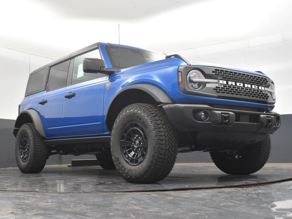 New 2026 Velocity Blue Metallic Ford Badlands® image 24