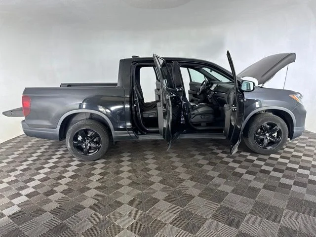 Used 2021  Honda Black Edition image 16