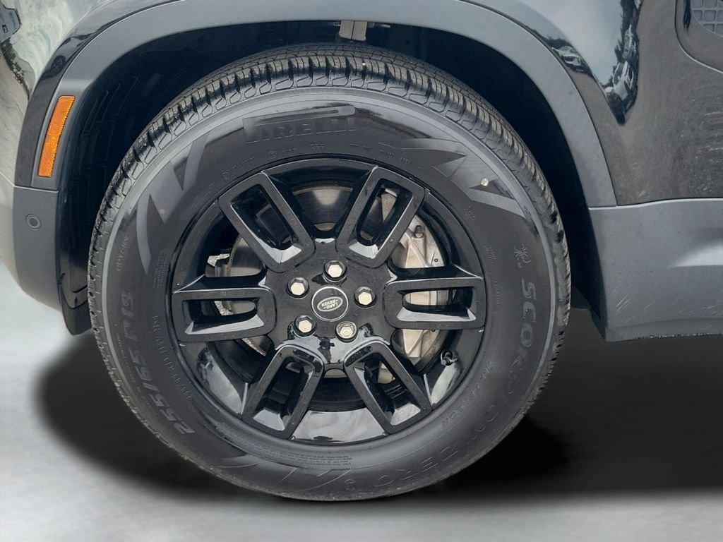Used 2024 Black Land Rover S image 26