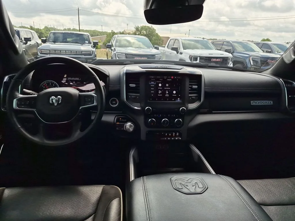 Used 2022 Black Ram Laramie image 32
