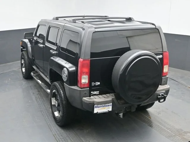Used 2008 Black Hummer Luxury image 31