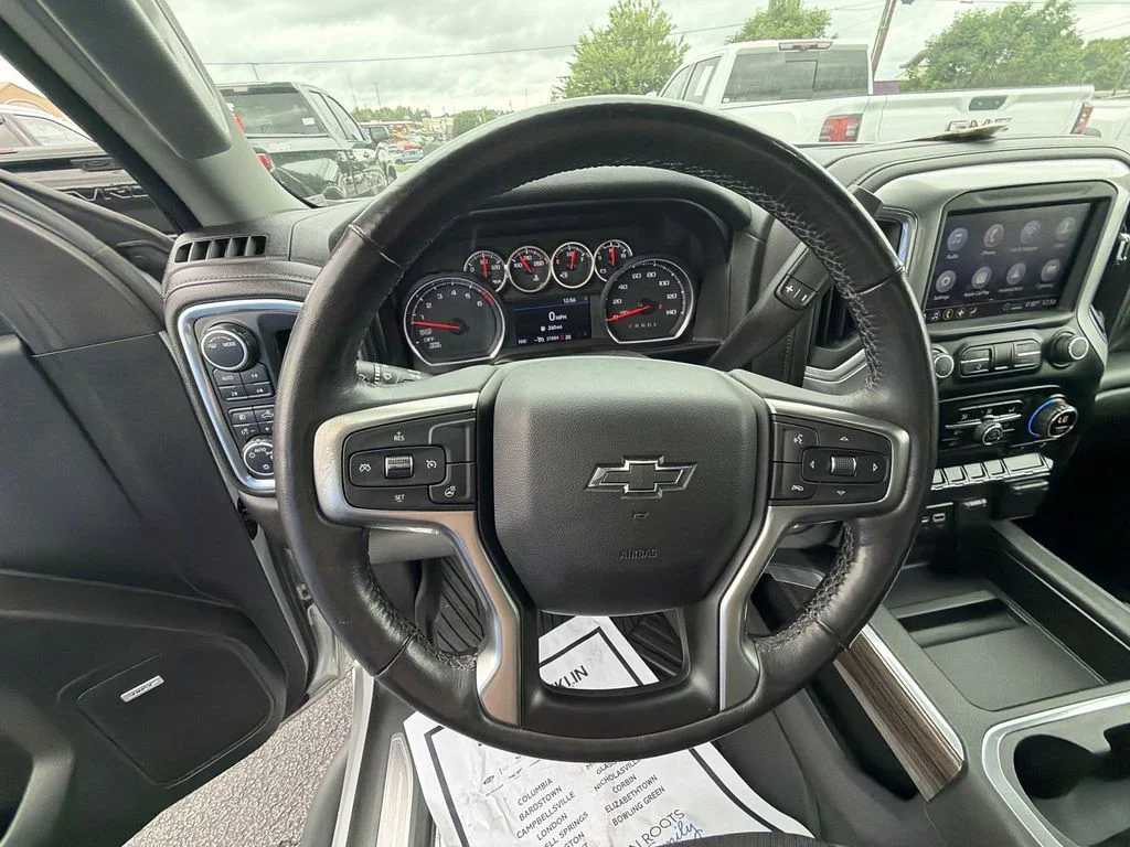 Used 2020 Silver Chevrolet RST image 20