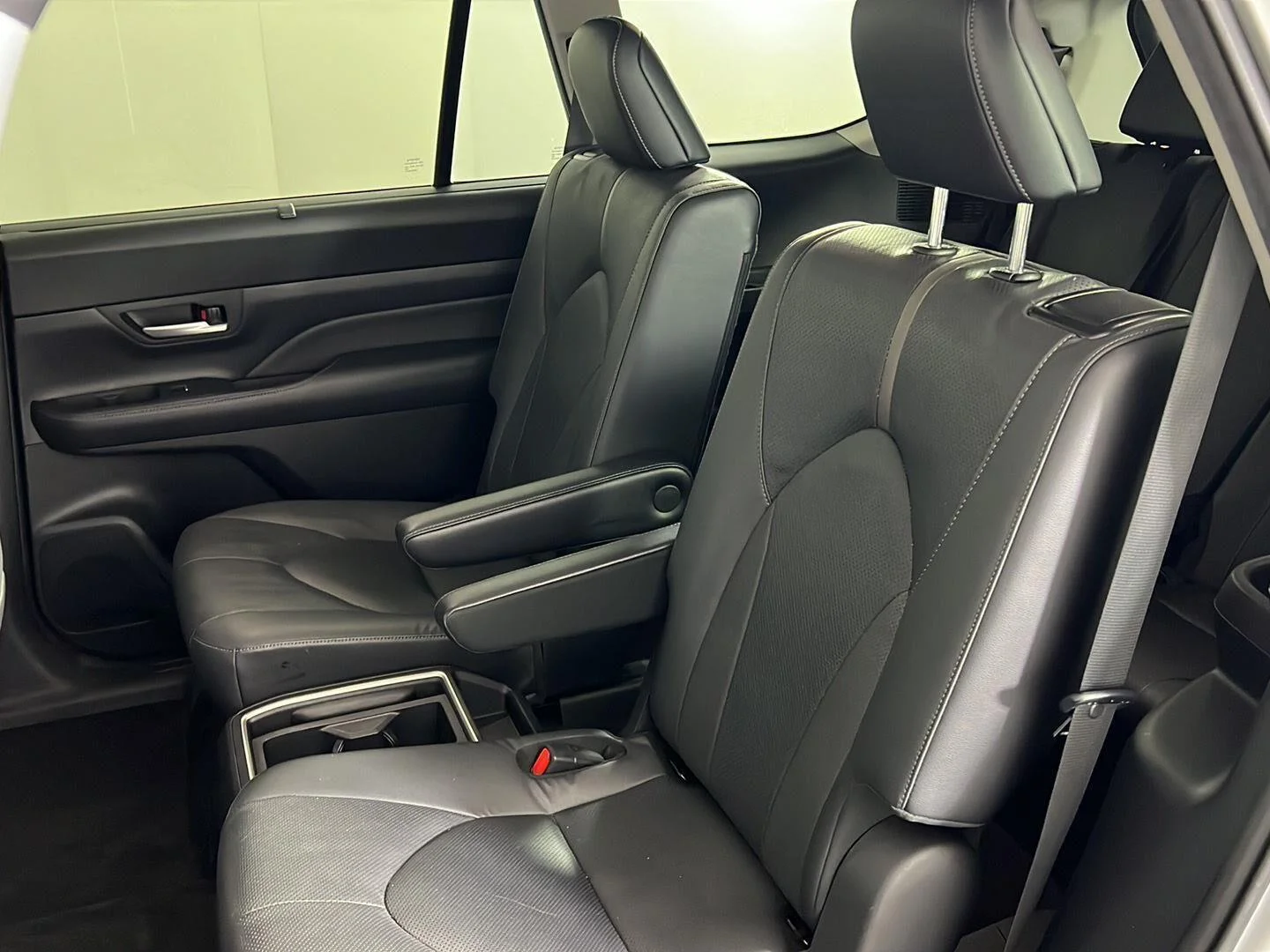Used 2024 Celestial Silver Metallic Toyota Platinum image 13