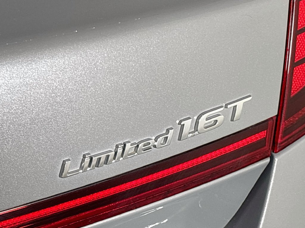 Used 2022 Gray Hyundai Limited image 25