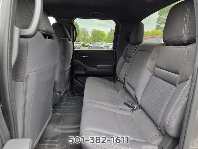 Used 2023 Gun Metallic NISSAN CREW CAB 4X4 SV AUTO *LTD AVAIL* image 11