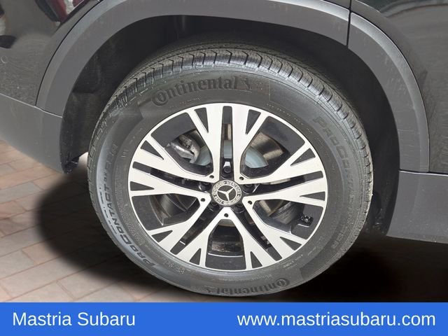 Used 2024  Mercedes-Benz GLB 250 image 4