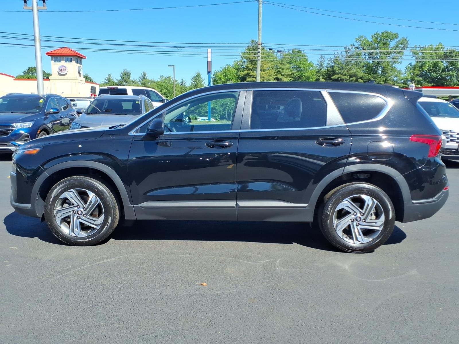 2023 Hyundai Santa Fe SE - Photo 9