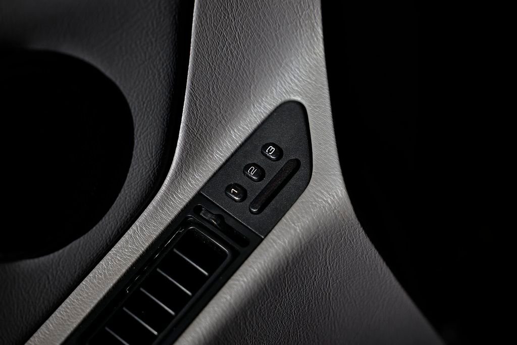 Used 1994 Black Porsche GTS image 20