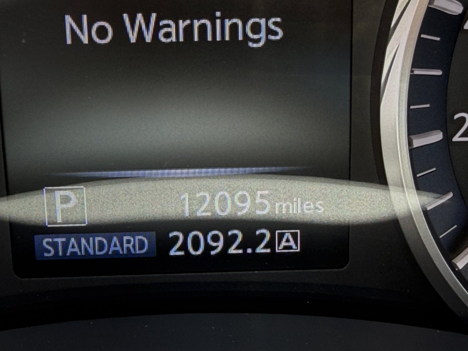 Used 2023 Black Obsidian INFINITI LUXE image 16