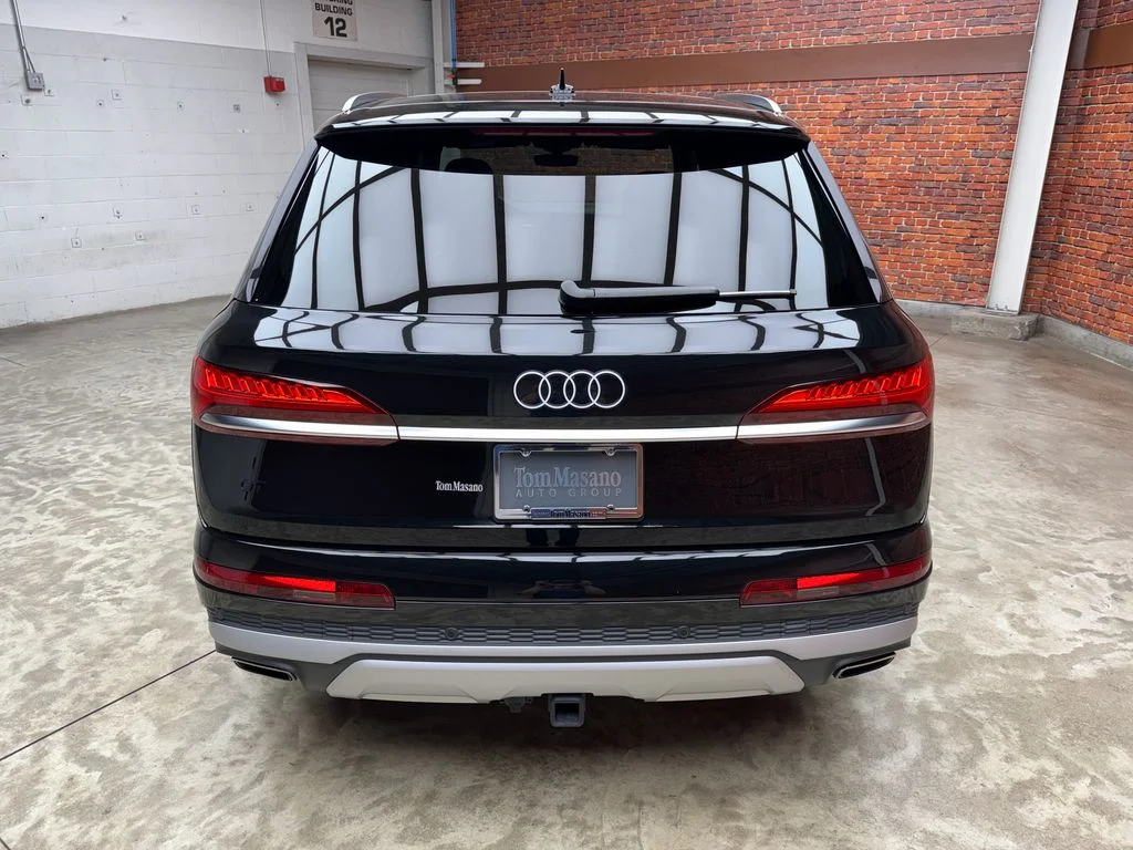 Used 2025 Black Audi 55 Prestige image 6