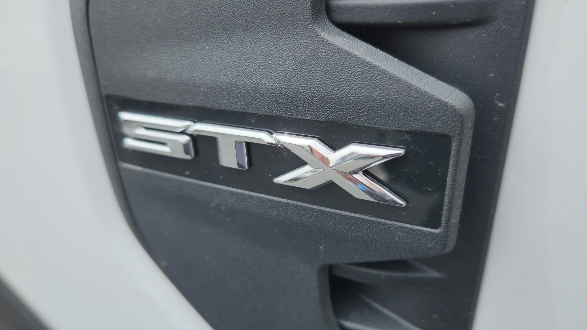 New 2026 Oxford White Ford XL image 10