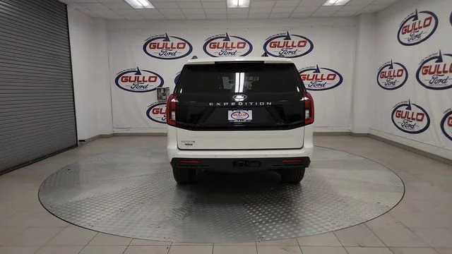 New 2026 Star White Metallic Tri-Coat Ford Active image 11