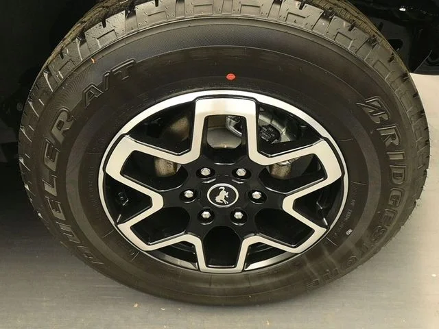 New 2026 Avalanche Gray Ford Outer Banks® image 9