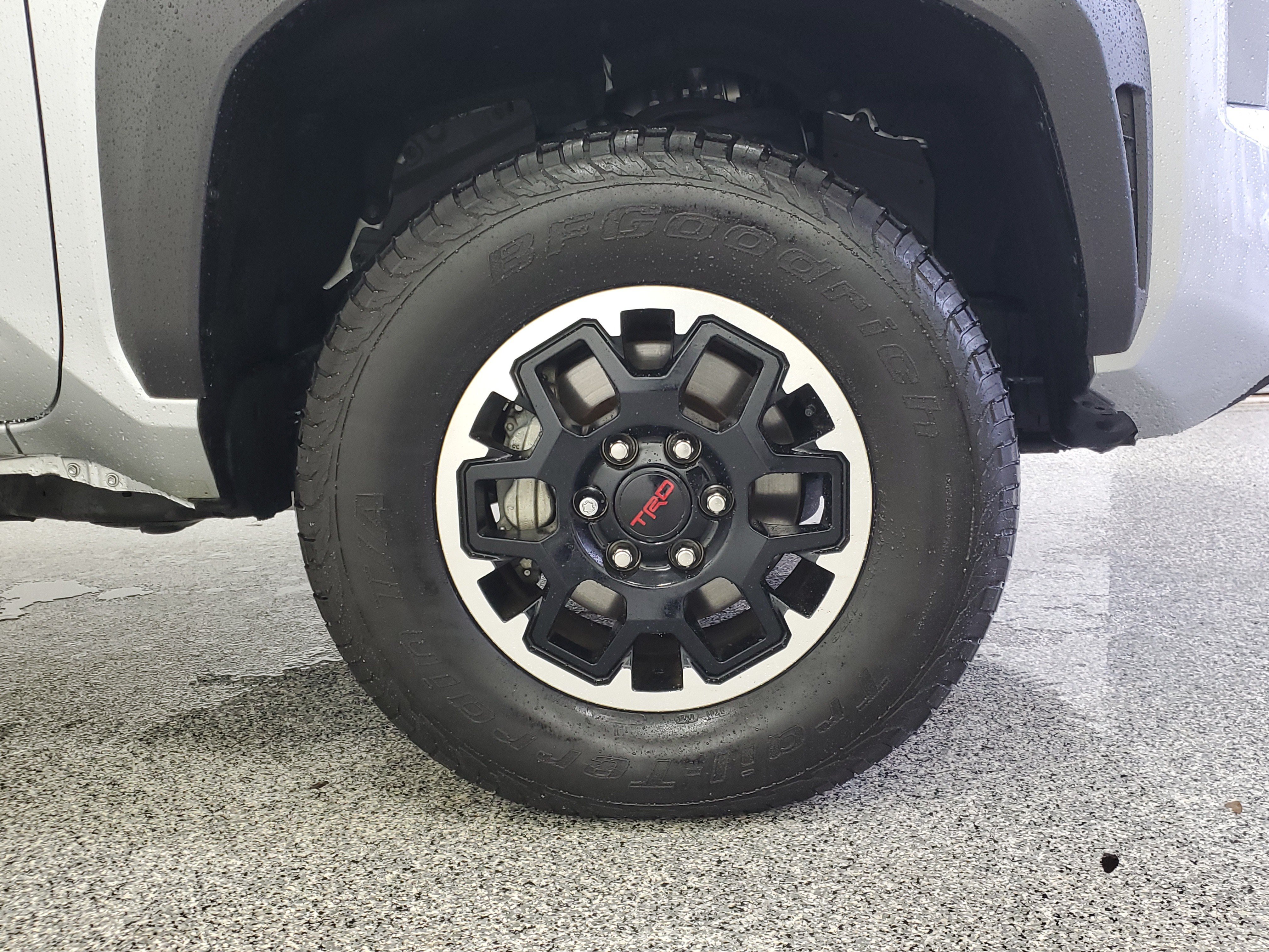 2025 Toyota Tacoma TRD Off Road - Photo 12