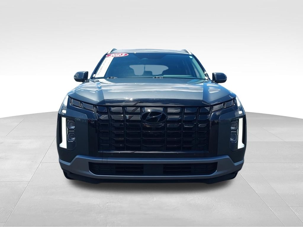 Used 2023 Gray Hyundai SEL image 3