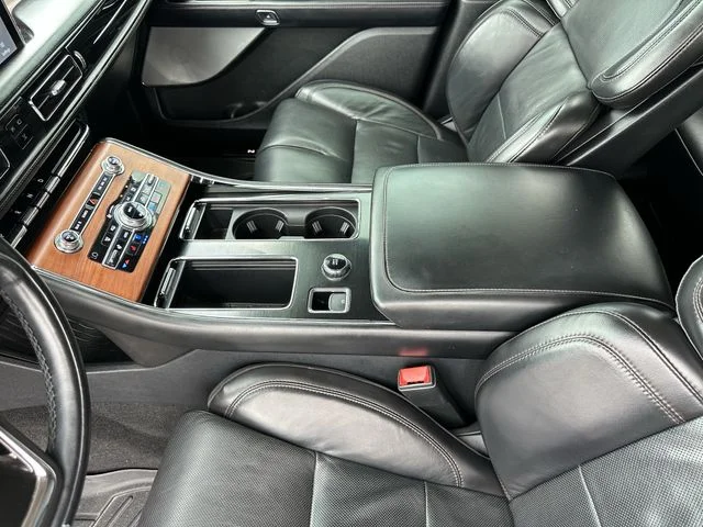 Used 2020 Gray Lincoln Reserve image 22