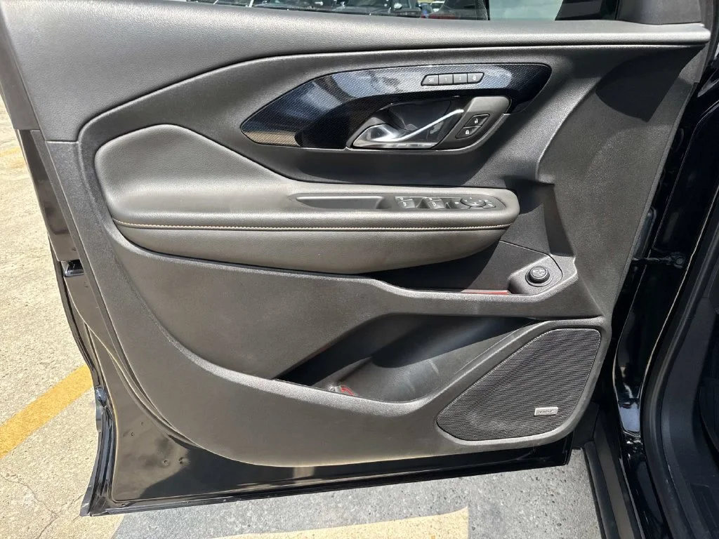 Used 2023 Black GMC AT4 image 32
