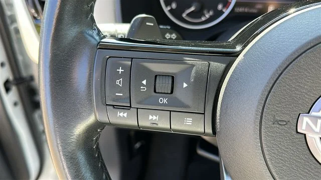 Certified Used 2023 White Nissan SL image 13