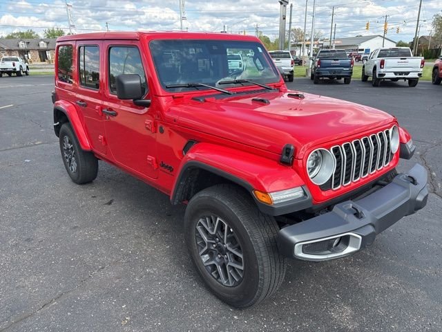 Used 2025 Red Jeep Sahara image 10