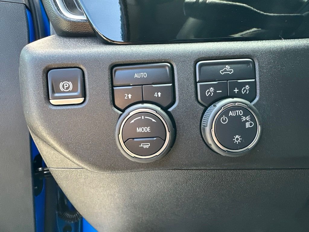 Used 2025 Blue Chevrolet LT image 11