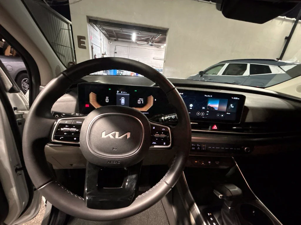 Used 2026 White Kia LX image 13