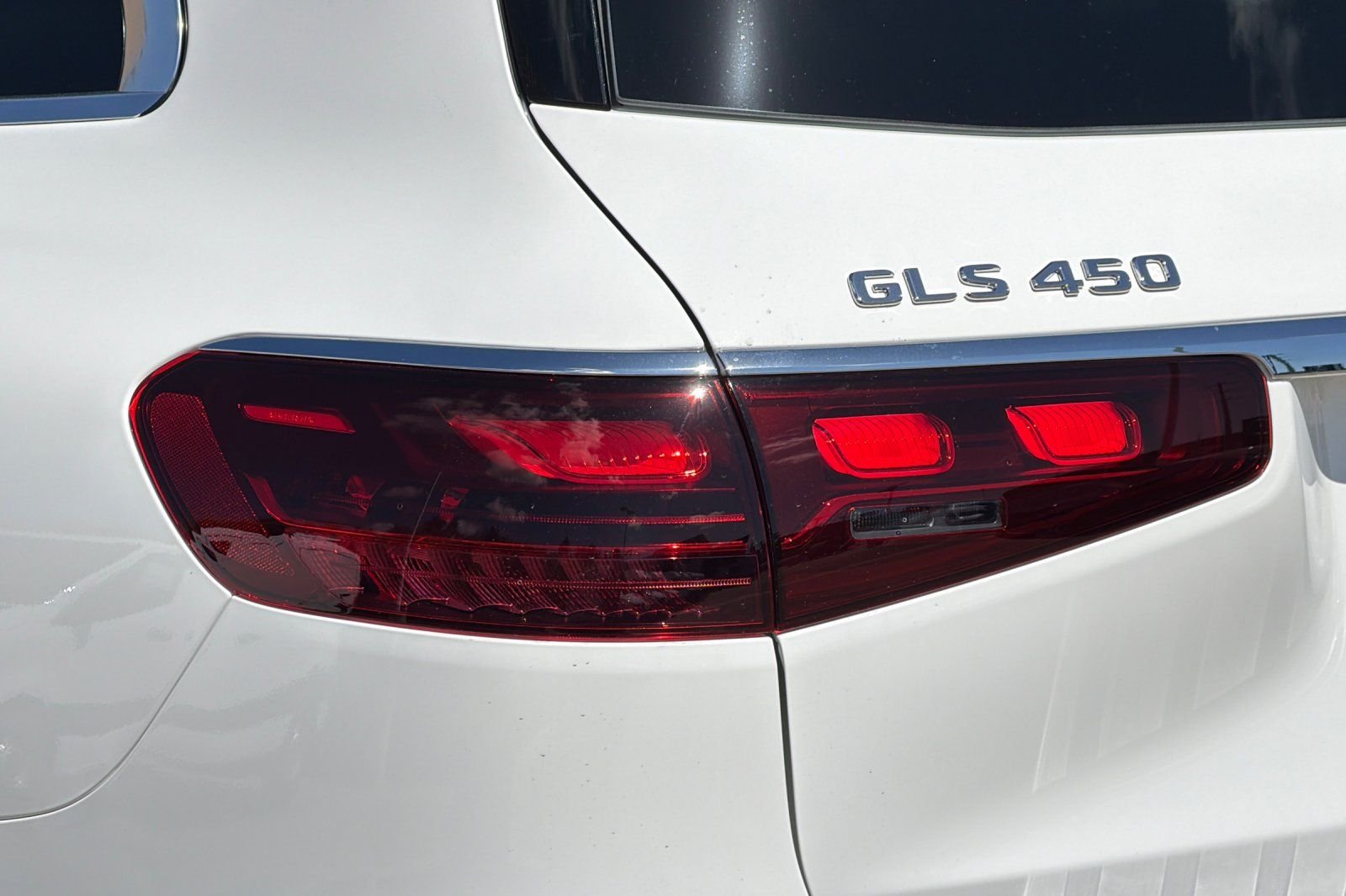 New 2026 Polar White Mercedes-Benz GLS 450 image 16