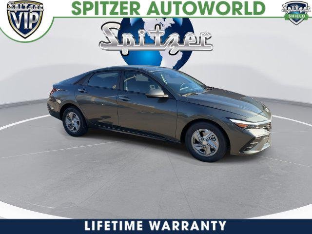 New 2026 Gray Hyundai SE image 10