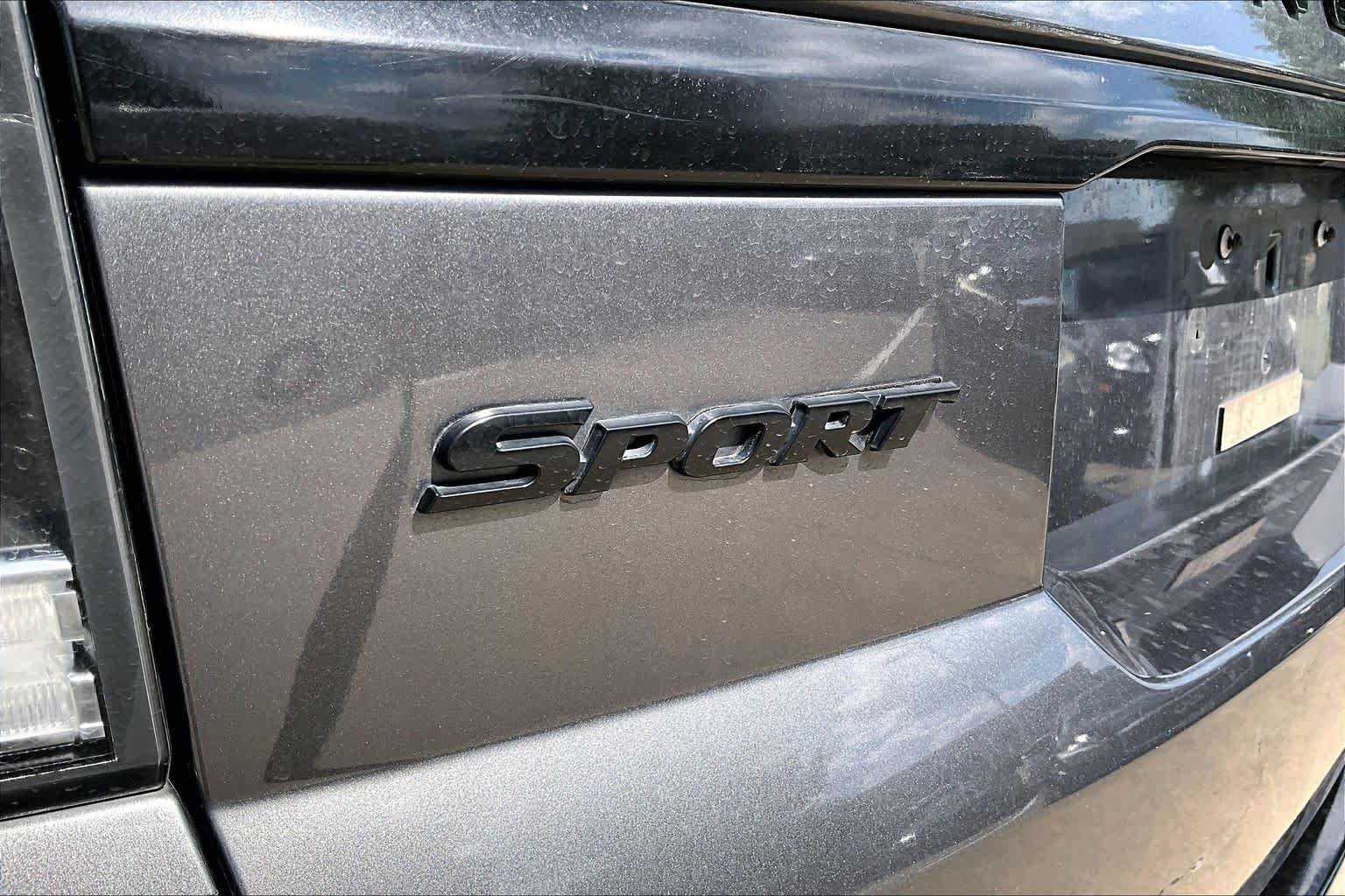 Used 2016 Corris Grey Land Rover V6 SE image 10
