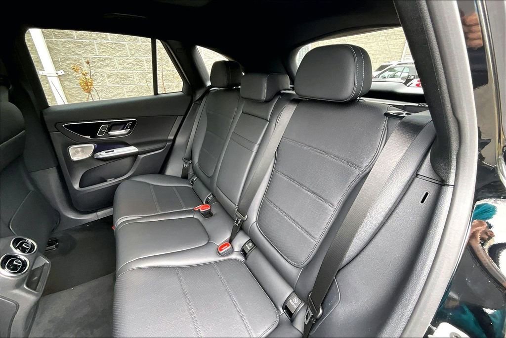 New 2026 Black Mercedes-Benz GLC 300 image 24