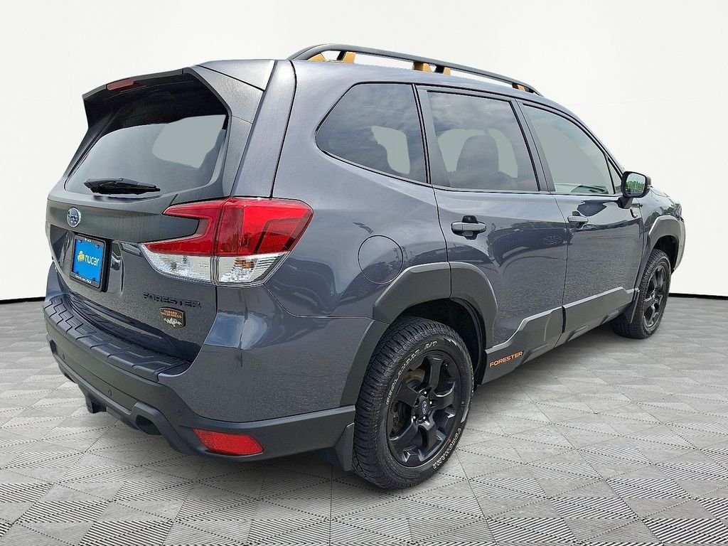 Used 2023 Magnetite Gray Metallic Subaru Wilderness image 7