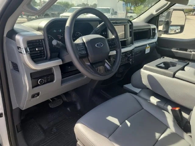 New 2026 Oxford White Ford XL image 18