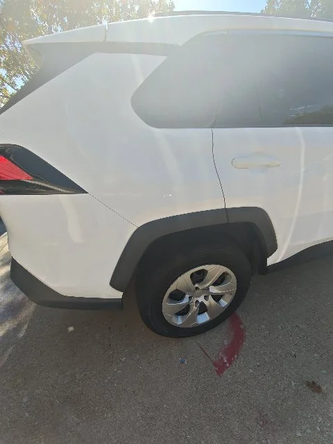 Used 2021 White Toyota LE image 13