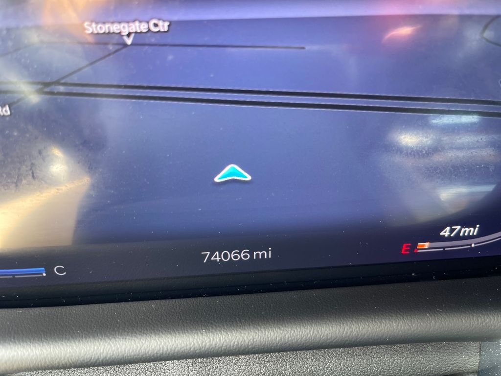 Used 2024 Black Jeep Base image 19
