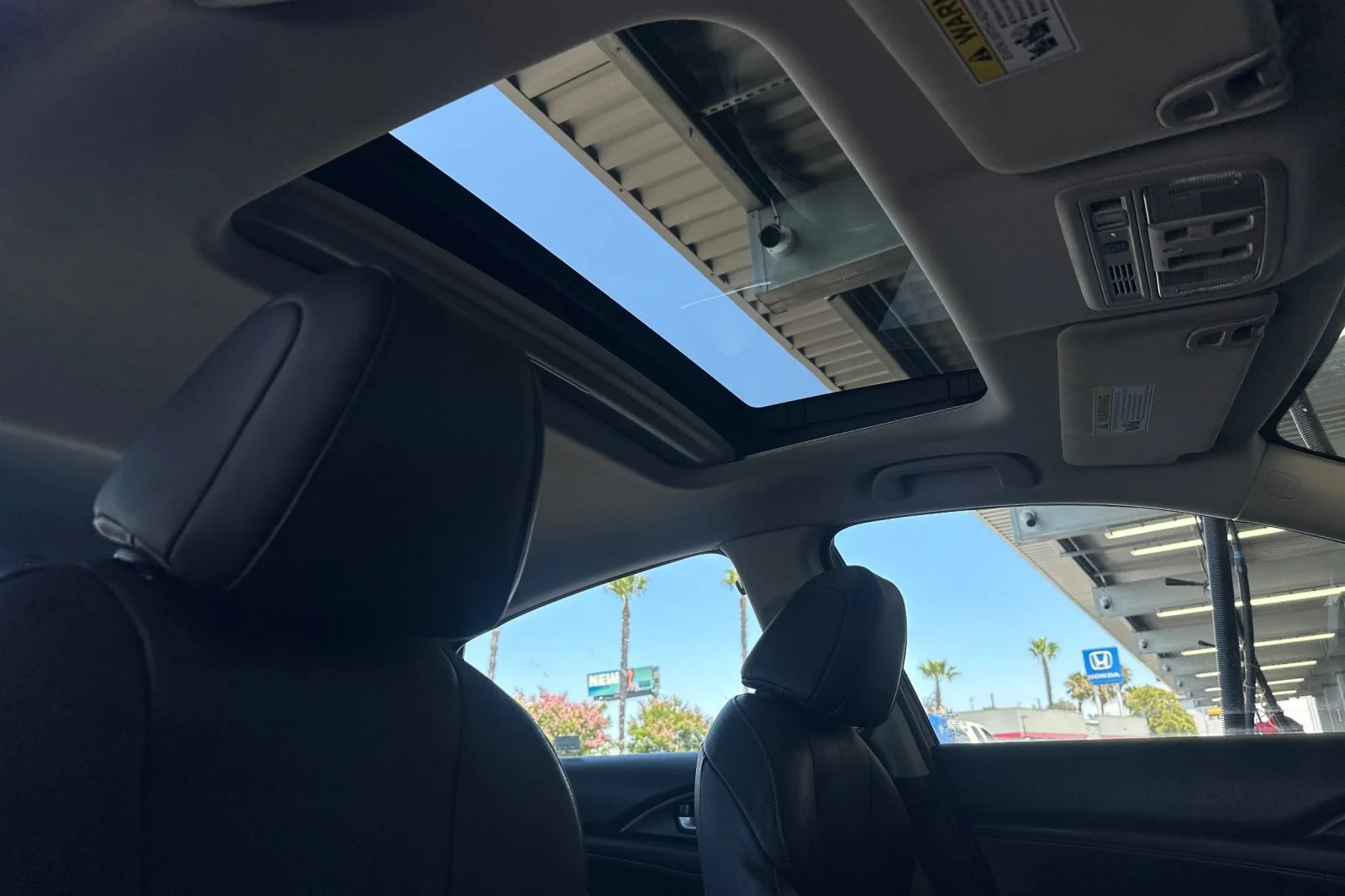Used 2020 BLACK Honda Touring image 15