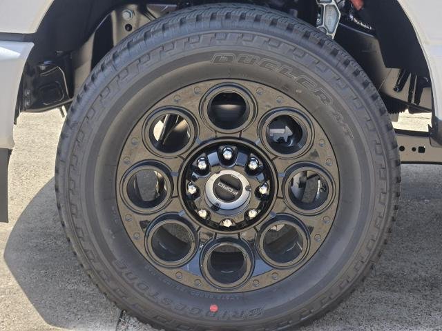 New 2026 Star White Metallic Tri-Coat Ford F-250® Lariat® image 27