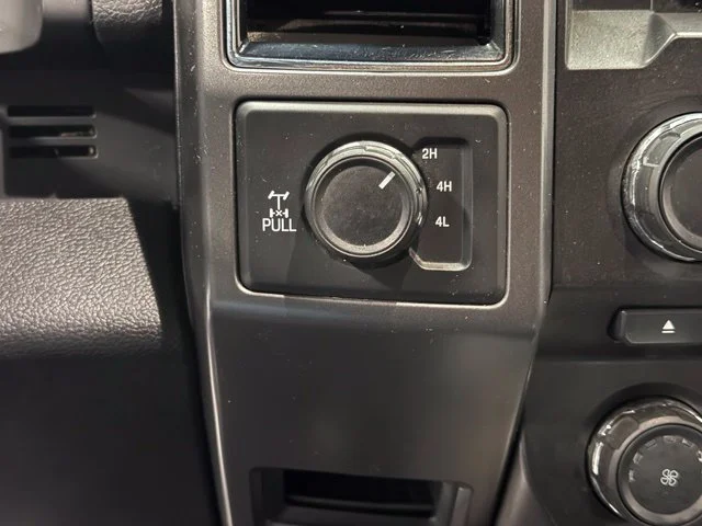 Used 2018 Red Ford XLT image 13
