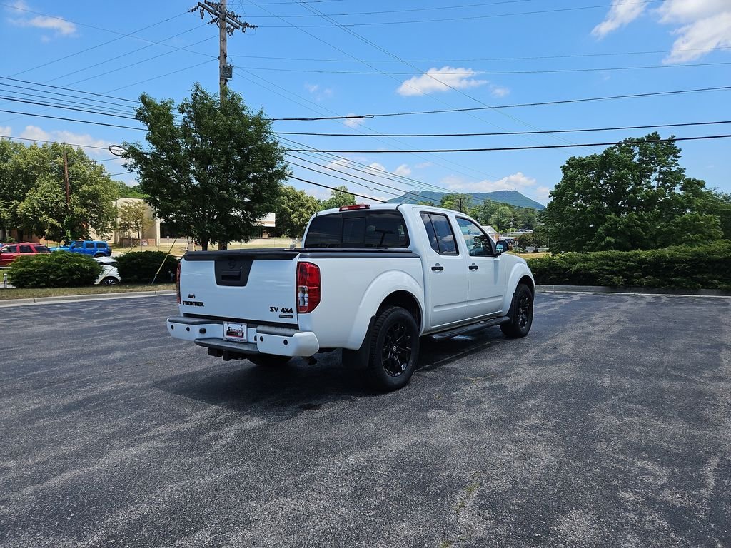 Used 2020 White Nissan SV image 5