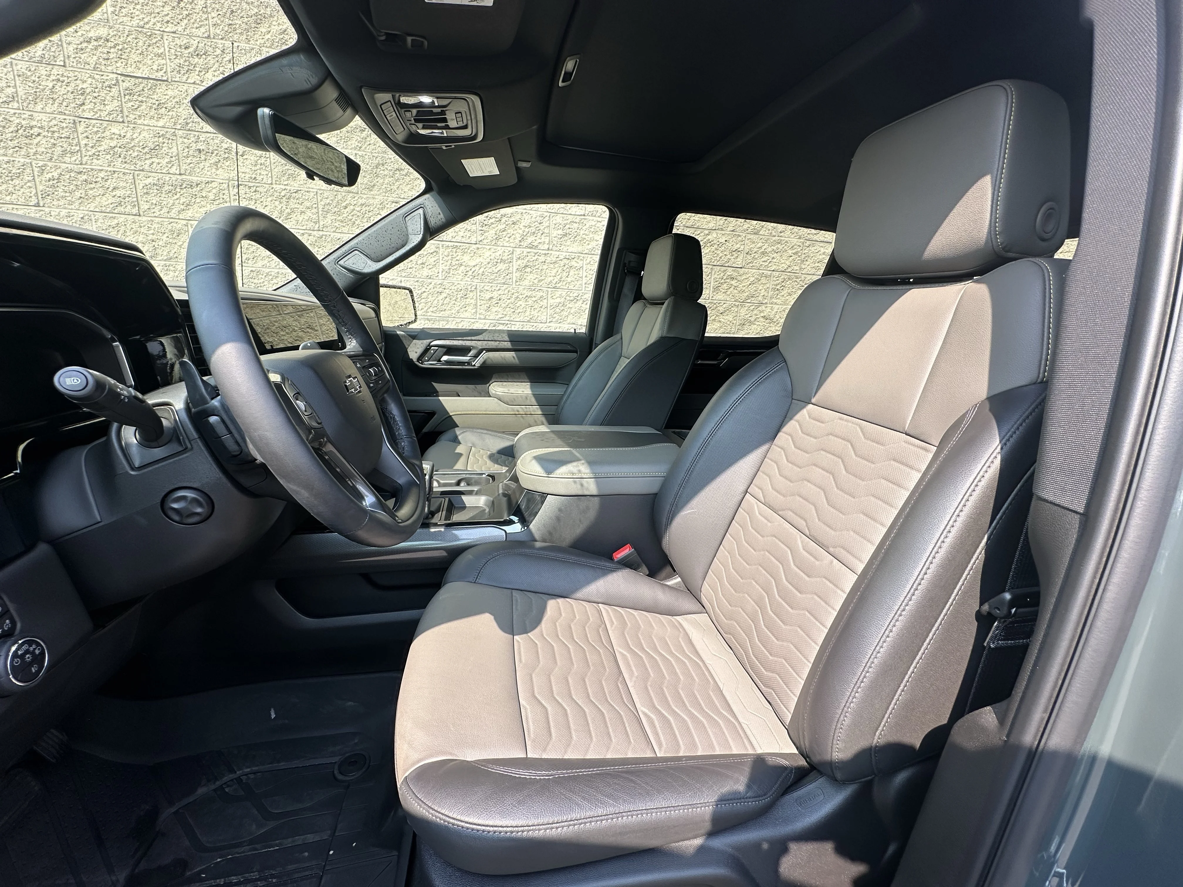 Certified Used 2026  Chevrolet ZR2 image 11