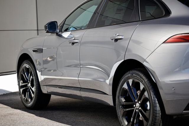 2026 Jaguar F-Pace R-Dynamic S - Photo 11