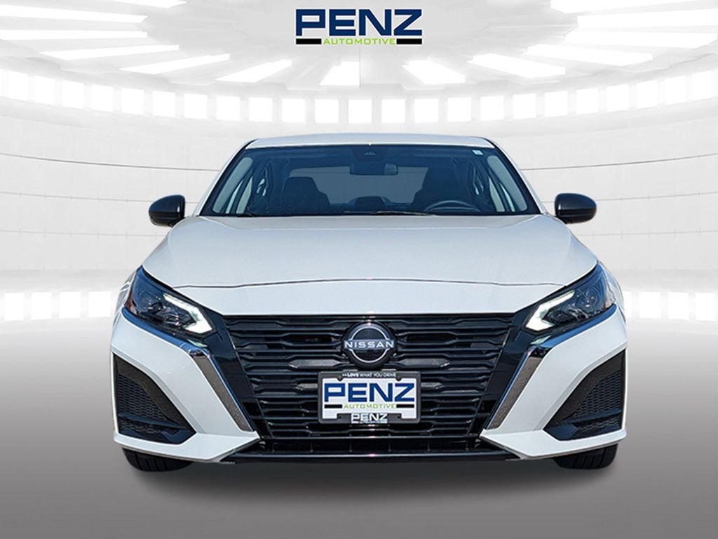 Used 2025 Nissan Altima S with VIN 1N4BL4BV1SN324652 for sale in Rochester, Minnesota