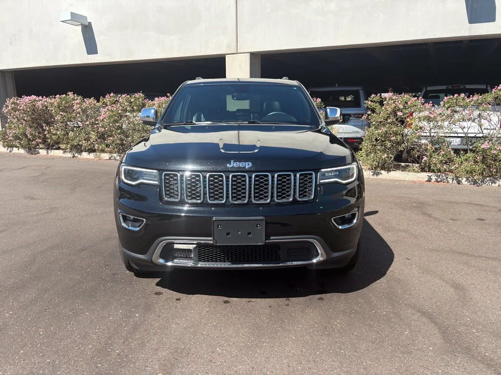 Used 2017 Black Jeep Limited image 3