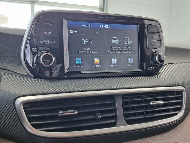 Used 2019 White Hyundai Value image 15