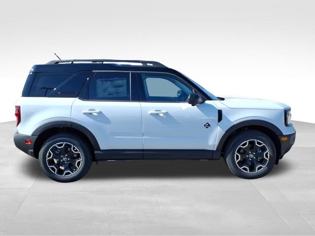 New 2025 Oxford White Ford Outer Banks® image 14