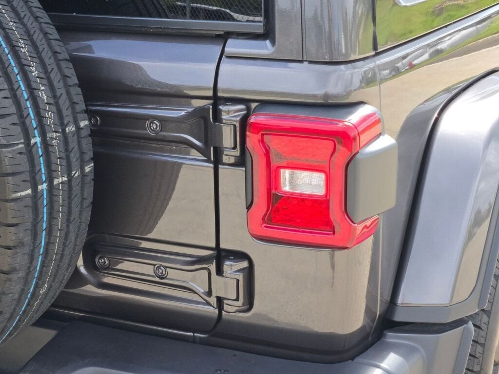 Certified Used 2025 Gray Jeep Sahara 4xe image 11