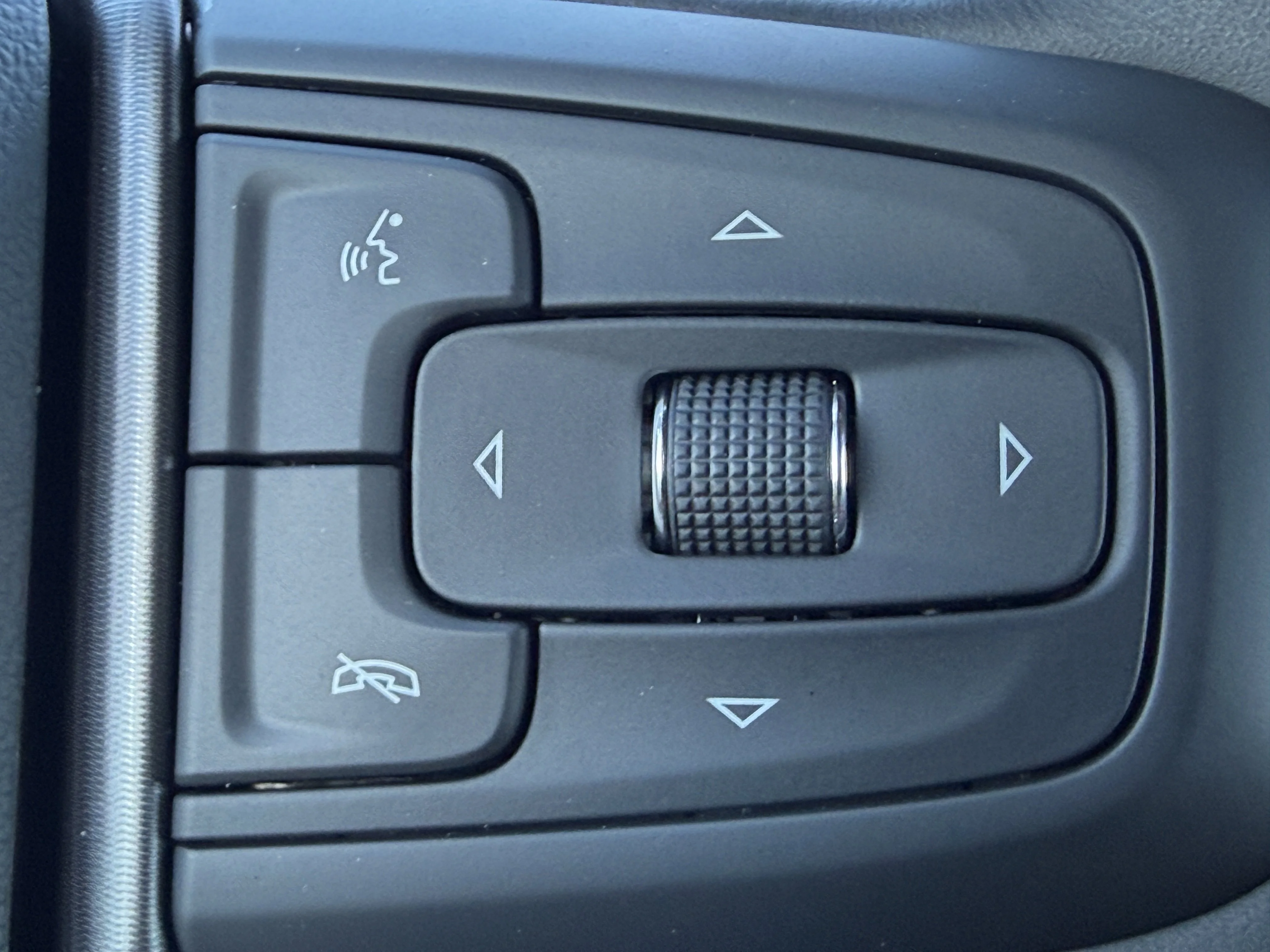 2026 GMC Sierra 3500HD Denali Ultimate - Photo 37