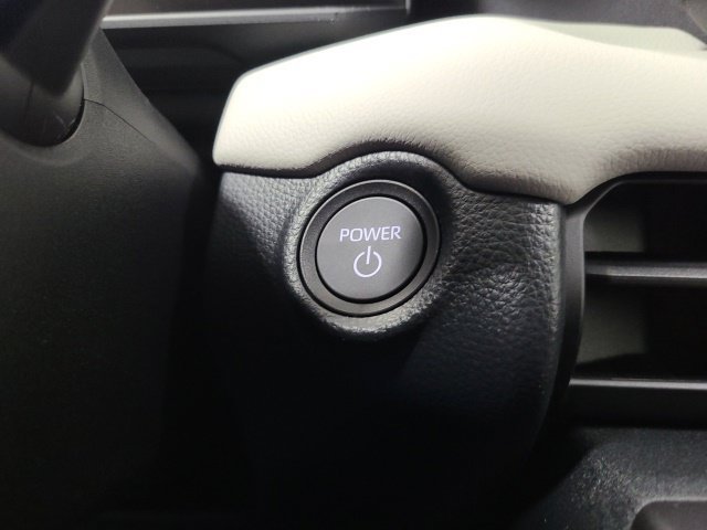 New 2026 Midnight Black Metallic Toyota XLE Premium image 29