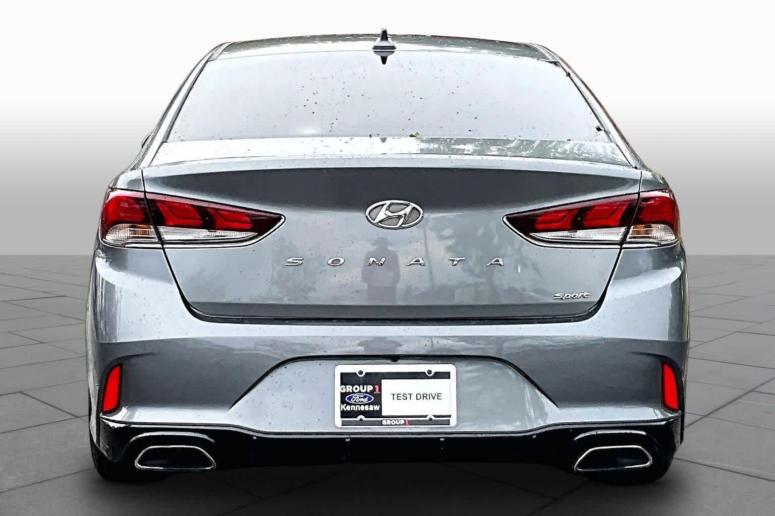 Used 2018 Machine Gray Hyundai Sport image 5