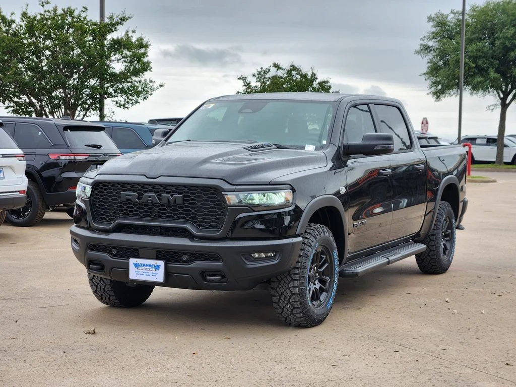 New 2026 Diamond Black Crystal Pearl-Coat Exterior Paint RAM Rebel image 2
