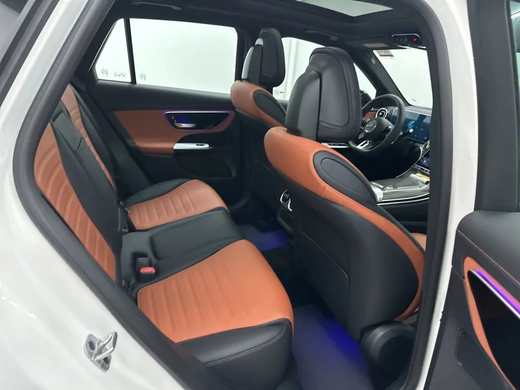 New 2026 White Mercedes-Benz GLC 43 AMG® image 25