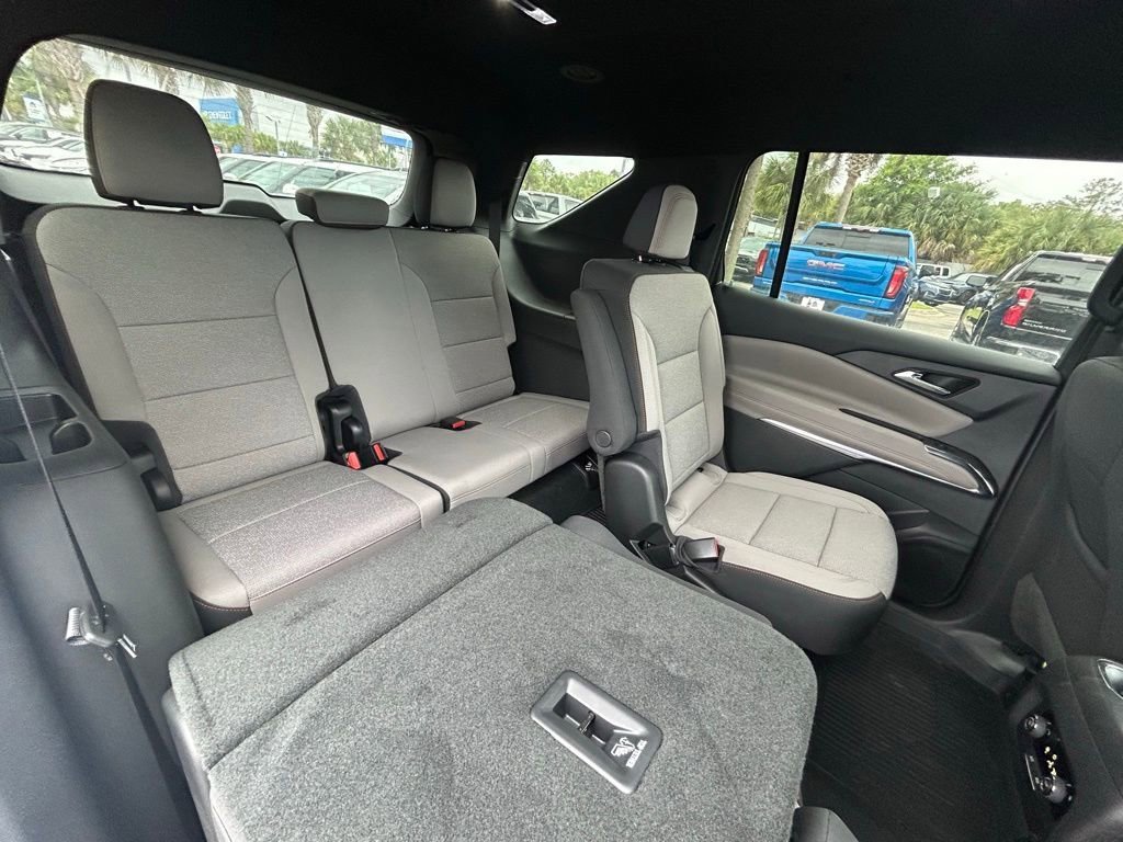 2025 Chevrolet Traverse LT - Photo 22